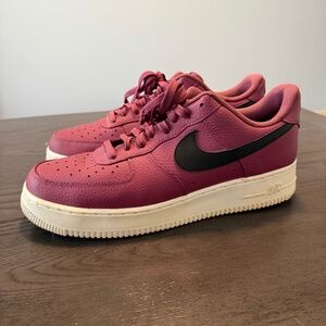 Nike Air Force 1 Low Vintage Wine Sneakers Size 10,5‎
